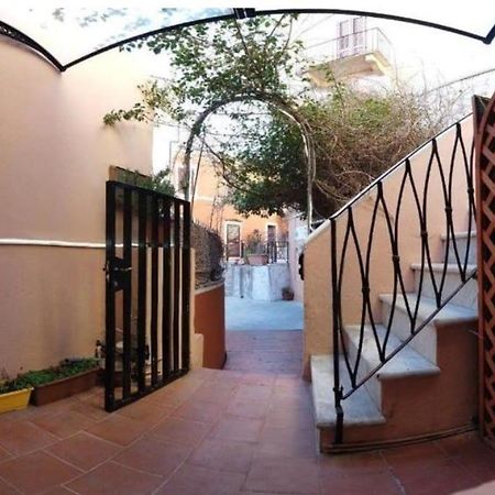 Locanda Genovese 20 La Maddalena  Eksteriør bilde